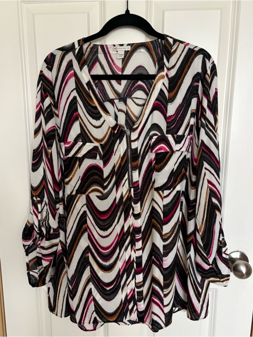 Cato Multicolor Chevron-Print Button-Front Blouse - Black, White, Pink, Brown